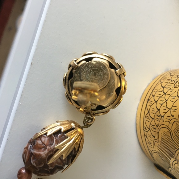 Rare, signed costume earrings by Zoe Coste. - Picture 2 of 3